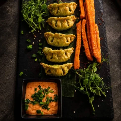 Pierożki gyoza wegetariańskie (5 szt.)