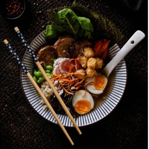 Ramen z boczkiem